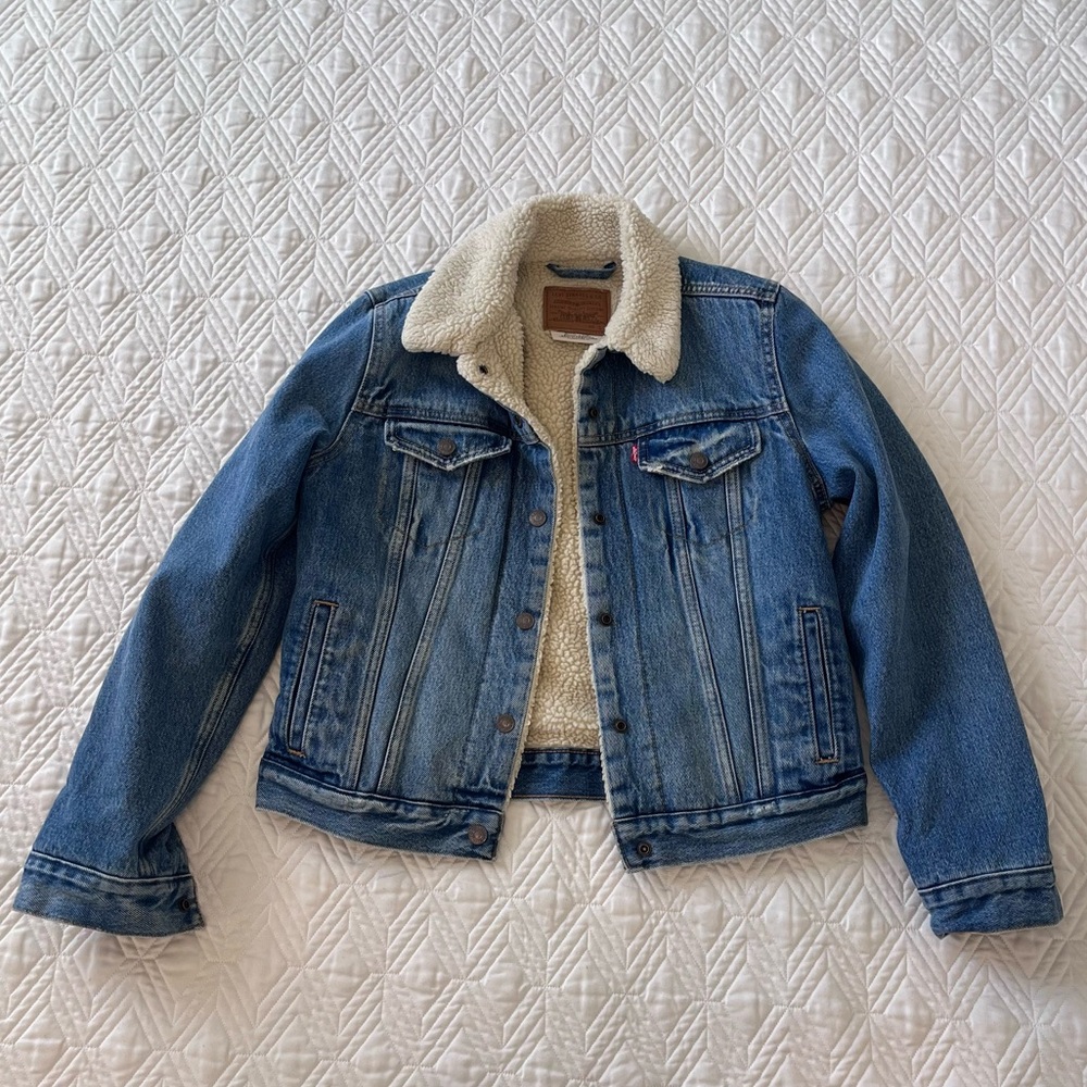 Levi Sherpa Trucker Jacket